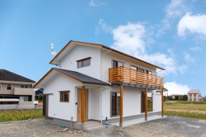 太陽に向かって建つ家！