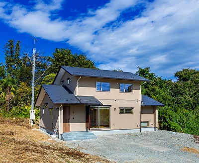 潮風を感じながら暮らす家